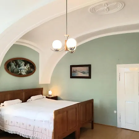 Historic Hétvégi ház *